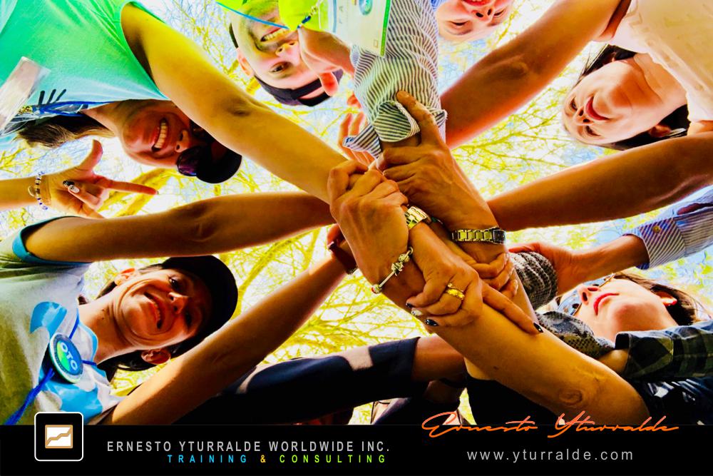 LATAM TEAM |Team Building LATAM | Talleres de Cuerdas con enfoque en trabajo en equipo